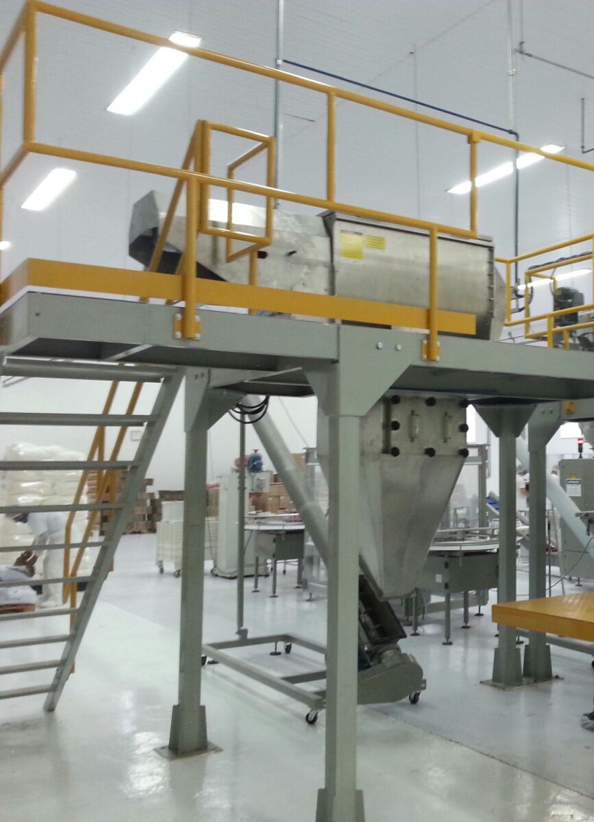464. Plataforma de sustentação e acesso aço carbono